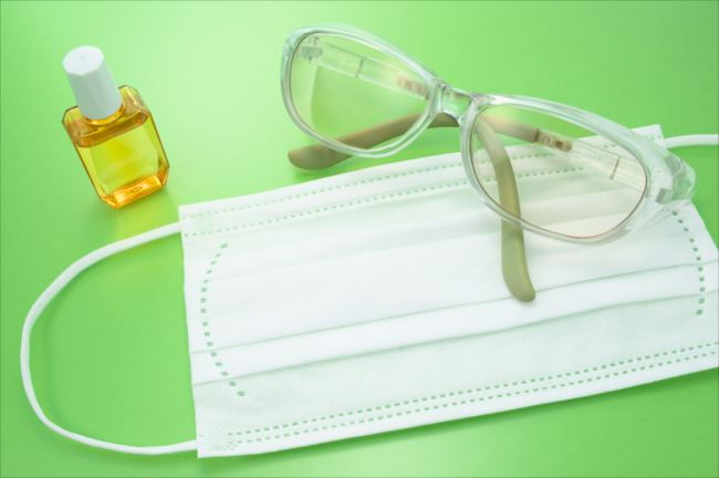 花粉症 レメディ ホメオパシー マスクと眼鏡